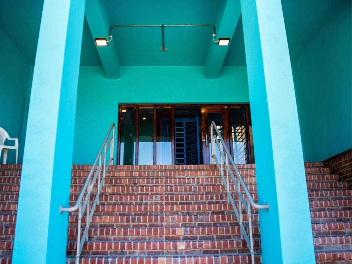 Table Mountain Inn ケープタウン エクステリア 写真