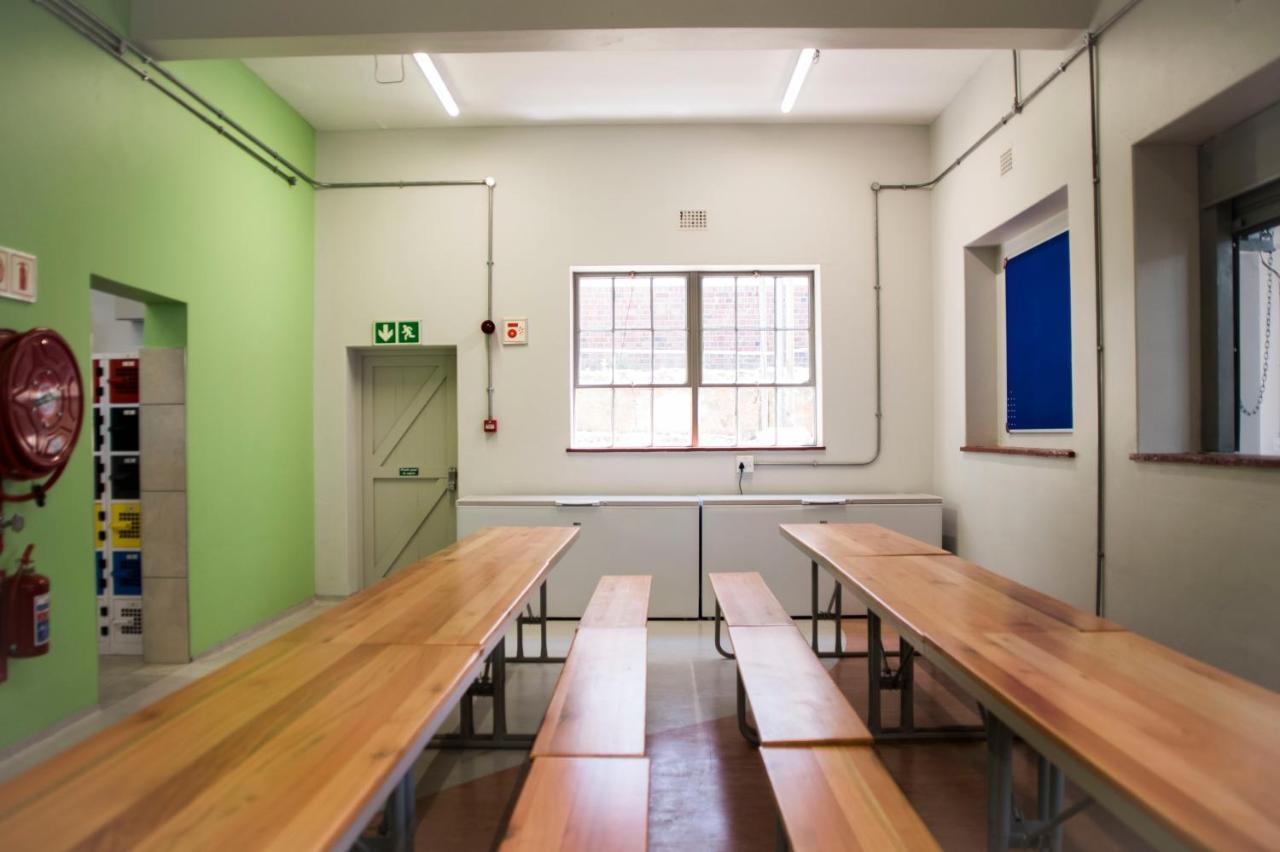 Table Mountain Inn ケープタウン エクステリア 写真