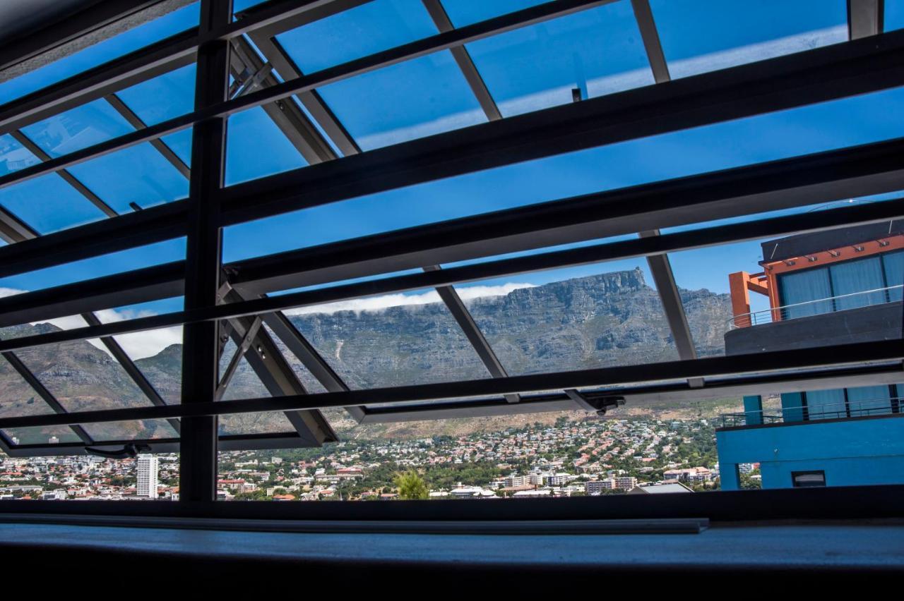 Table Mountain Inn ケープタウン エクステリア 写真